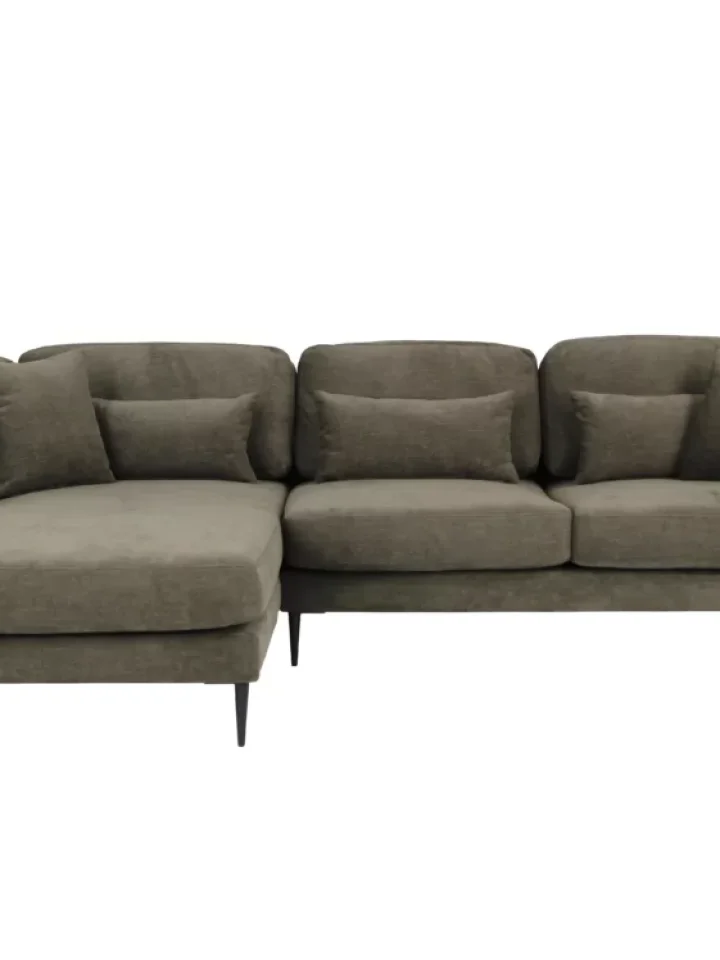 Snuggle Season’s Secrets: Sofa Trends for Autumn 2023